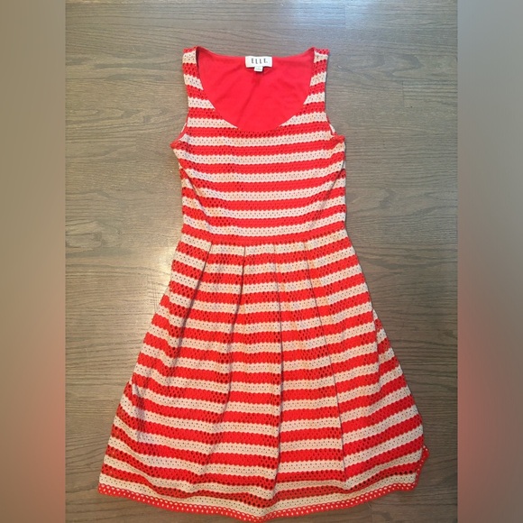 Elle Red and White Striped A-Line Dress Women’s size 2 - Picture 2 of 8